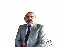 Şunun resmi: Halit Taygün